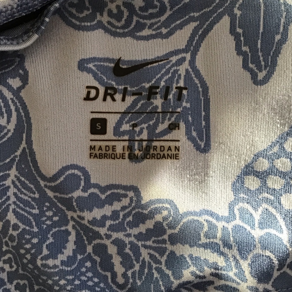 Close clean out Nike Floral Blue Leggings - Picture 6 of 9